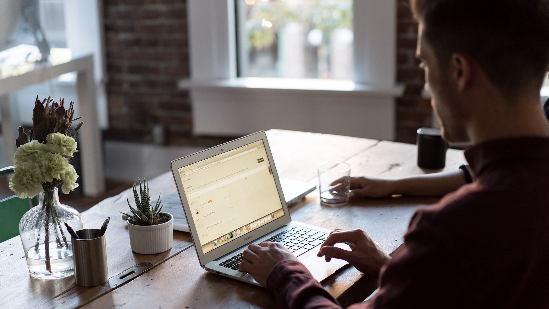 How to use pyenv to manage Python versions